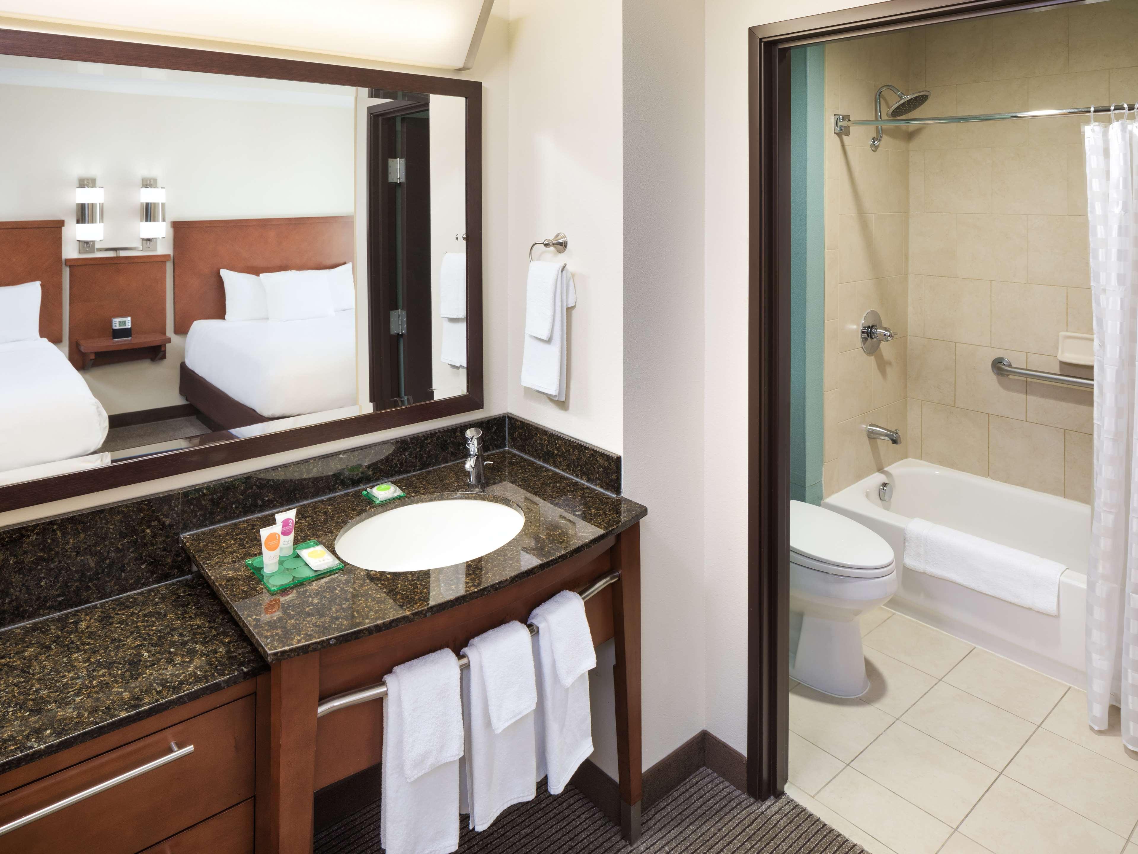 Hyatt Place South Bend/Mishawaka Экстерьер фото